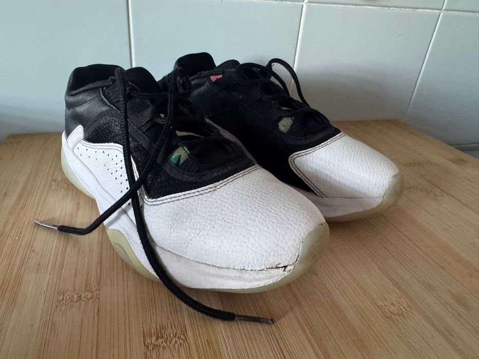 Ténis/sapatilhas basquetebol AIR JORDAN 11 CMFT LOW | tam 36 | 34,99€