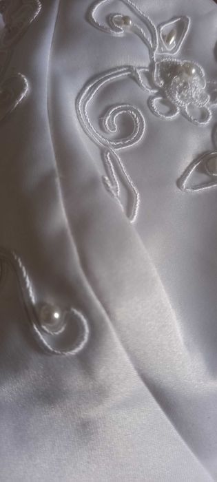Сукня весільна нова р. талія 64 см, бюст 82 см.