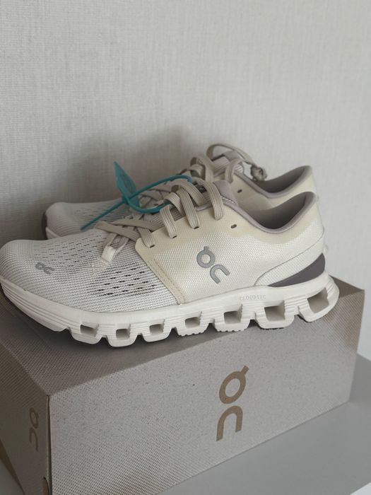 Кросівки On Cloud X