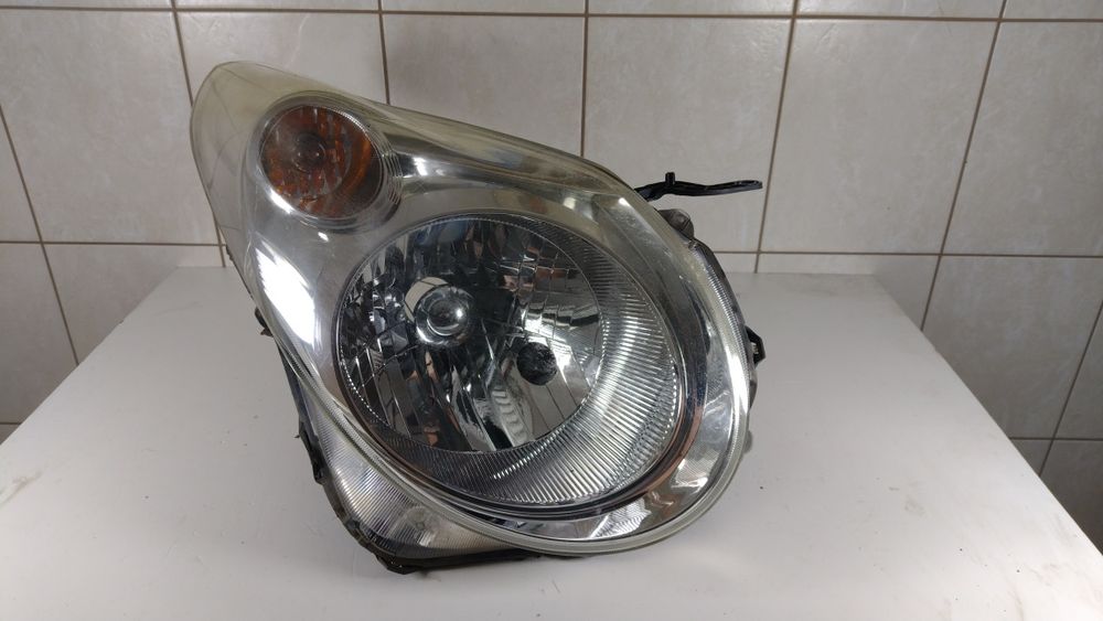 Lampa reflektor prawy przód euriopa Suzuki Alto wysyłka OLX