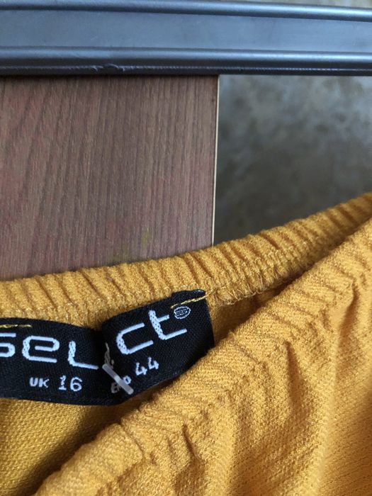 Продажться жіноча льяна сукня