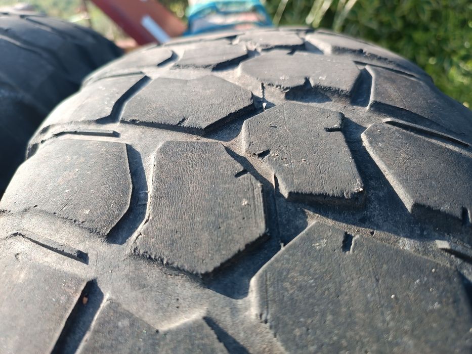 Pneus bf goodrich mud terrain 33/10.5/15