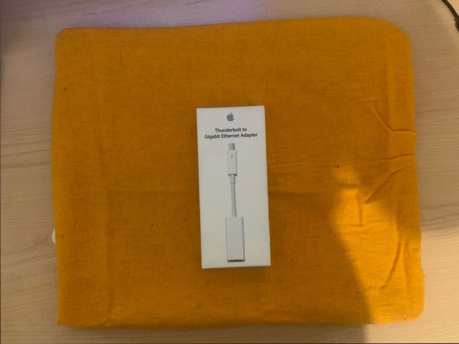 Original Apple Thunderbolt to Gigabit Ethernet Adapter