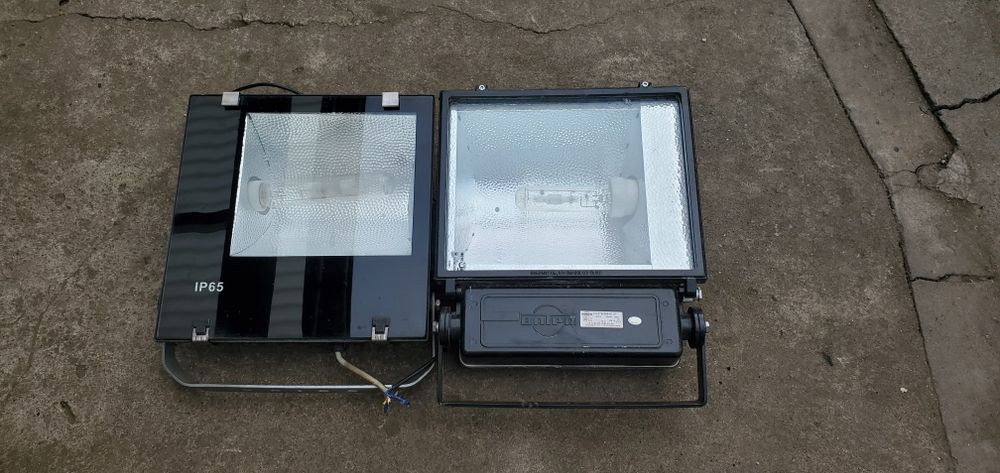 Вуличний прожектор