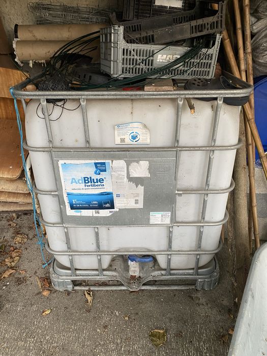 Vende-se depositos