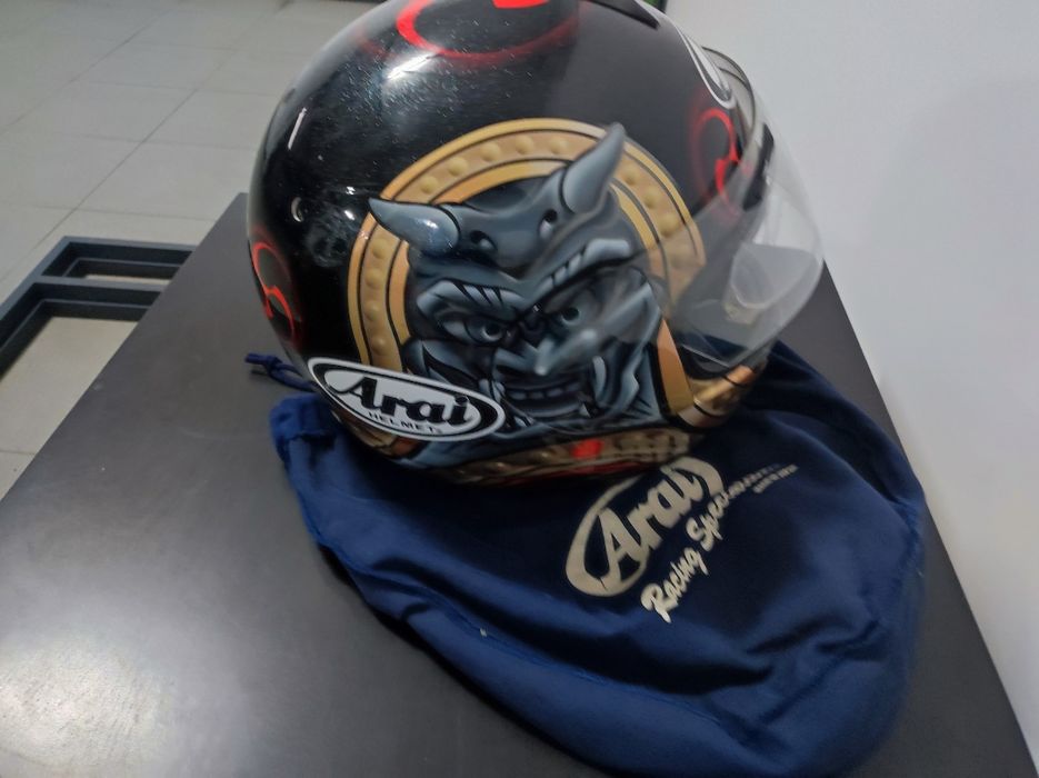 capacete arai
CHASER GUARDIAN
