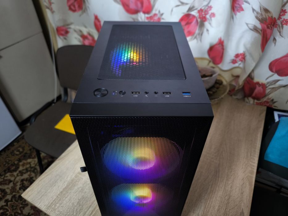 PC Do gier RGB Ryzen 5 16G DDR4 1TB SSD RTX W11
