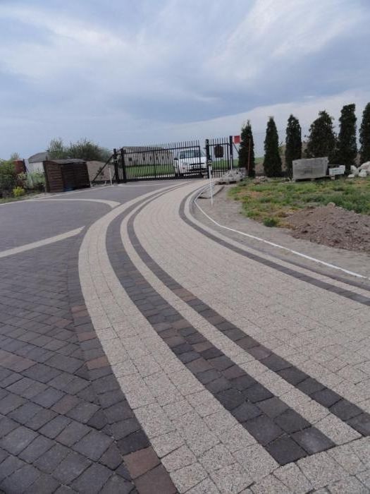 Brukarstwo - układanie kostki brukowej Bobcat Usługi