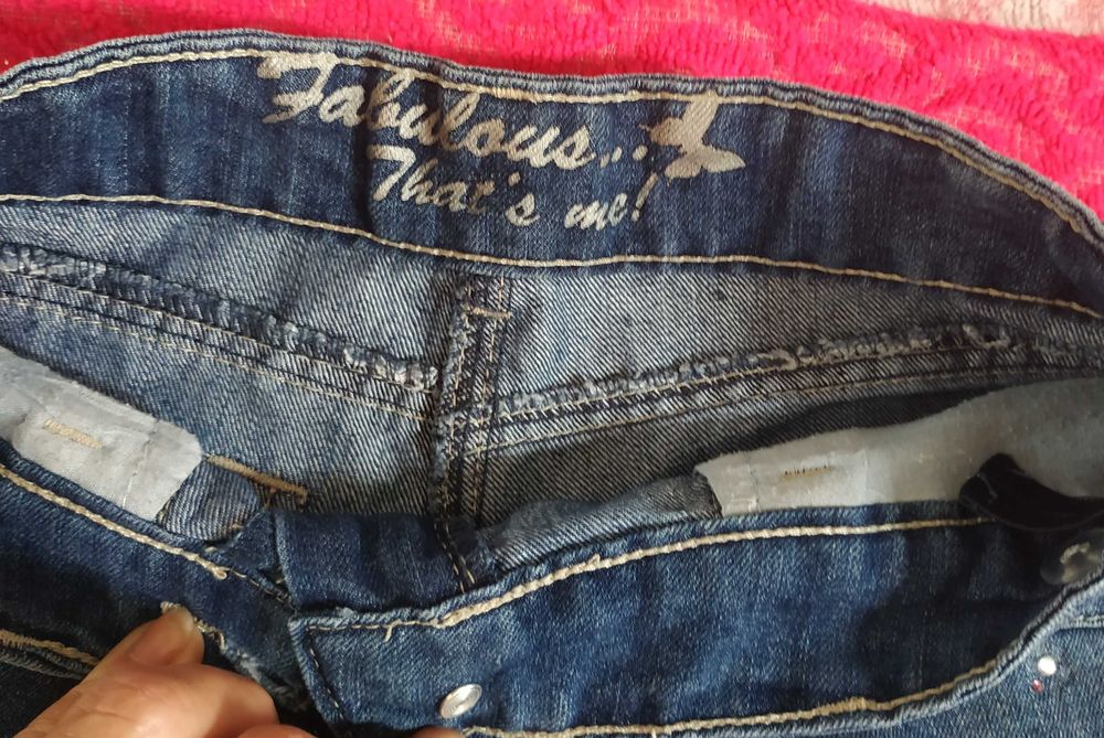 Krótkie spodenki jeans na 8-9 lat dla dziewczynki