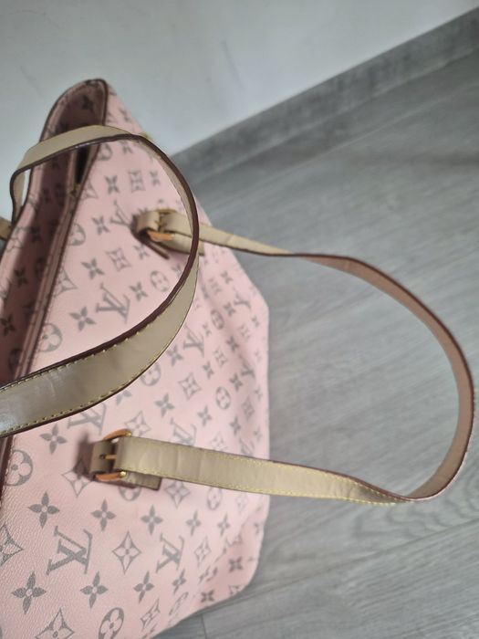 Louis Vuitton rozowa klasyczna shopperka