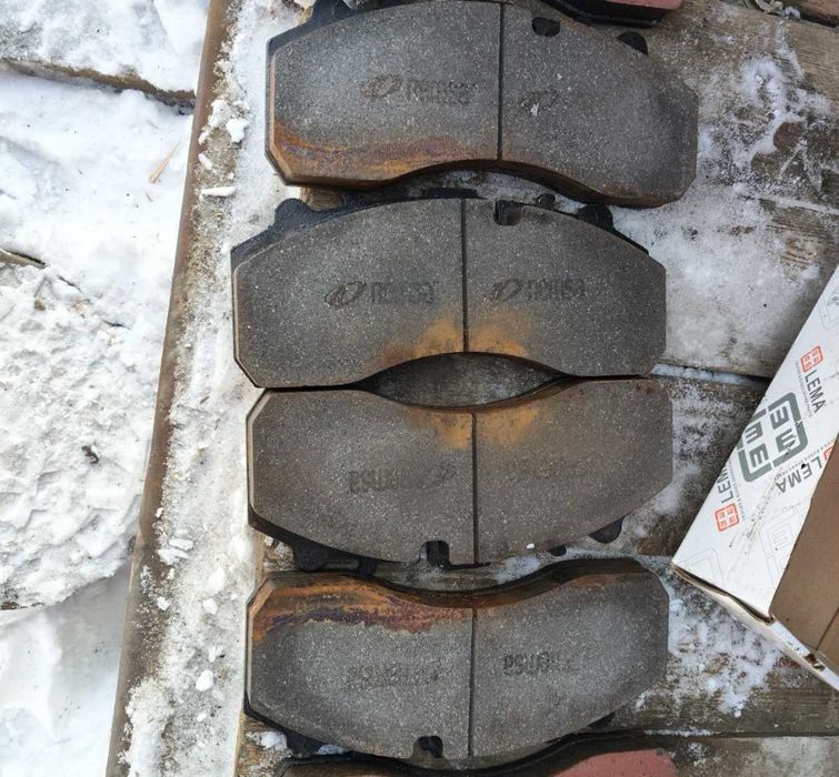 Тормозні колодки MAN TGA