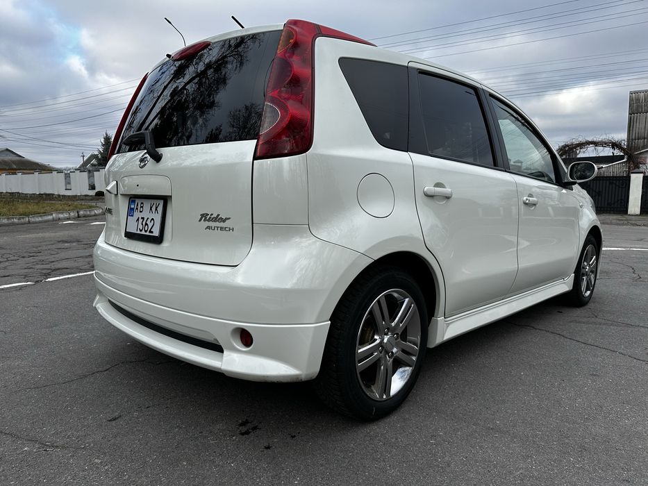 Nissan Note 2011 avtomat