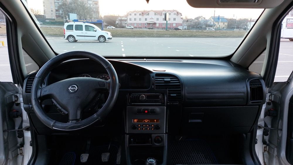 Опель Зефира 2004р.7місна,2.0ТД,Мінівен