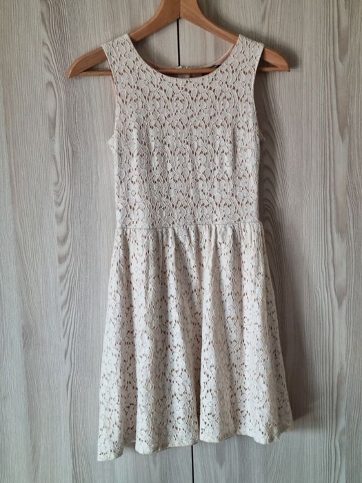Sukienka, koronkowa sukienka, wesele, impreza, komunia rozm 34