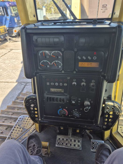 Spycharka Gąsienicowa CAT D5 N XL LGP wraz z systemem GPS LEICA