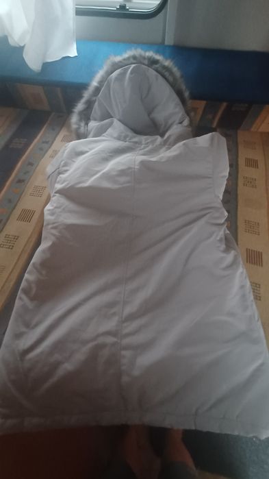 Kispo ou parka como nova