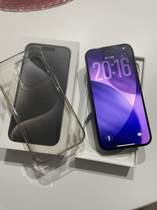 Sprzedam iphone 15 pro 128gb stan idealny
