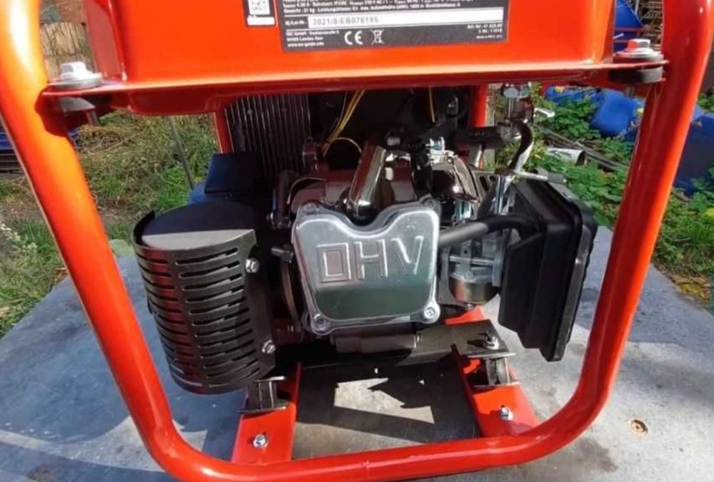 продам інверторний генератор