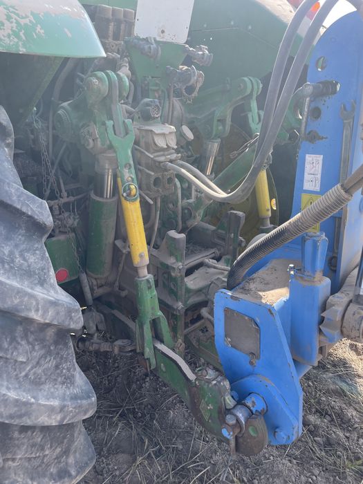 Трактор John Deere 7810 2000
