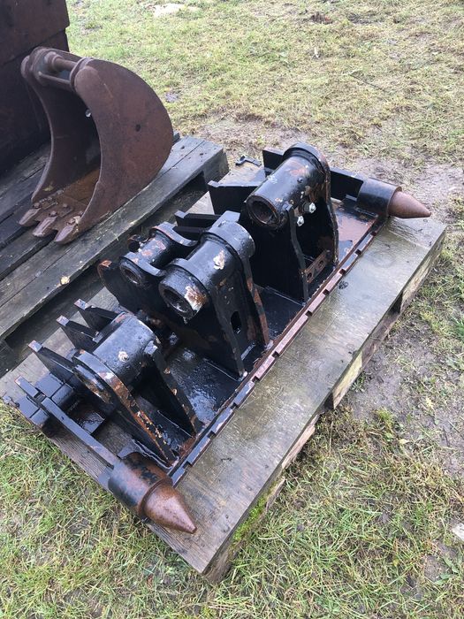 Karetka osprzętu MANITOU MLT 630