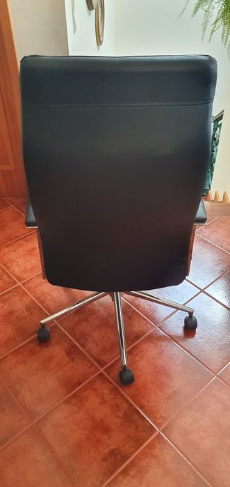 Cadeira de Executivo Pele Sintética