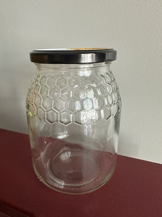 Frascos de mel com tampa