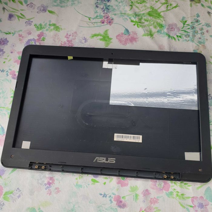 carcaça display asus X550L  peças sob consulta