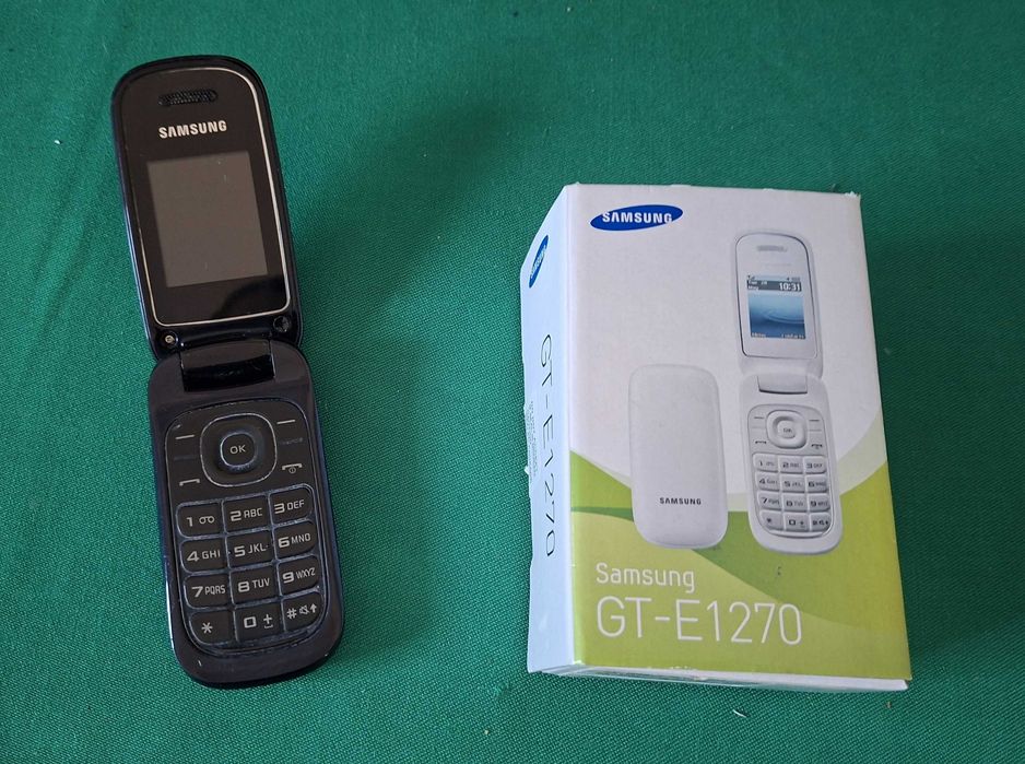 Telemovel Samsung GT-E1270 com caixa original