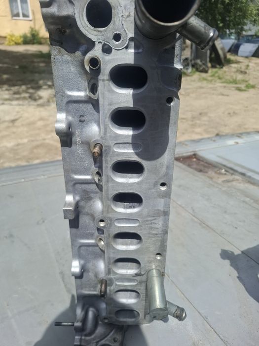 ГБЦ Toyota Avensis 2.2 D-CAT / D-4D Головка блока 2AD-FHV 2AD-FTV