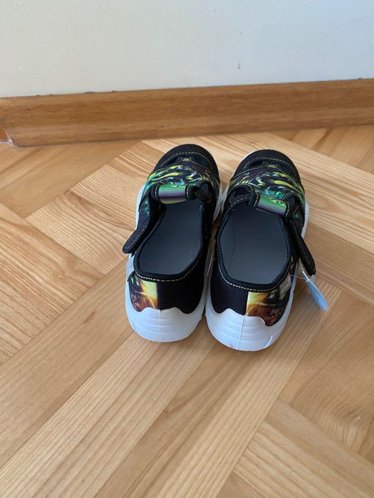 Kapcie rozm. 35
Kapcie rozm. 35