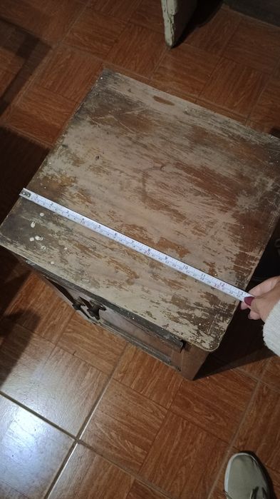 Mesas de Cabeceira Antigas