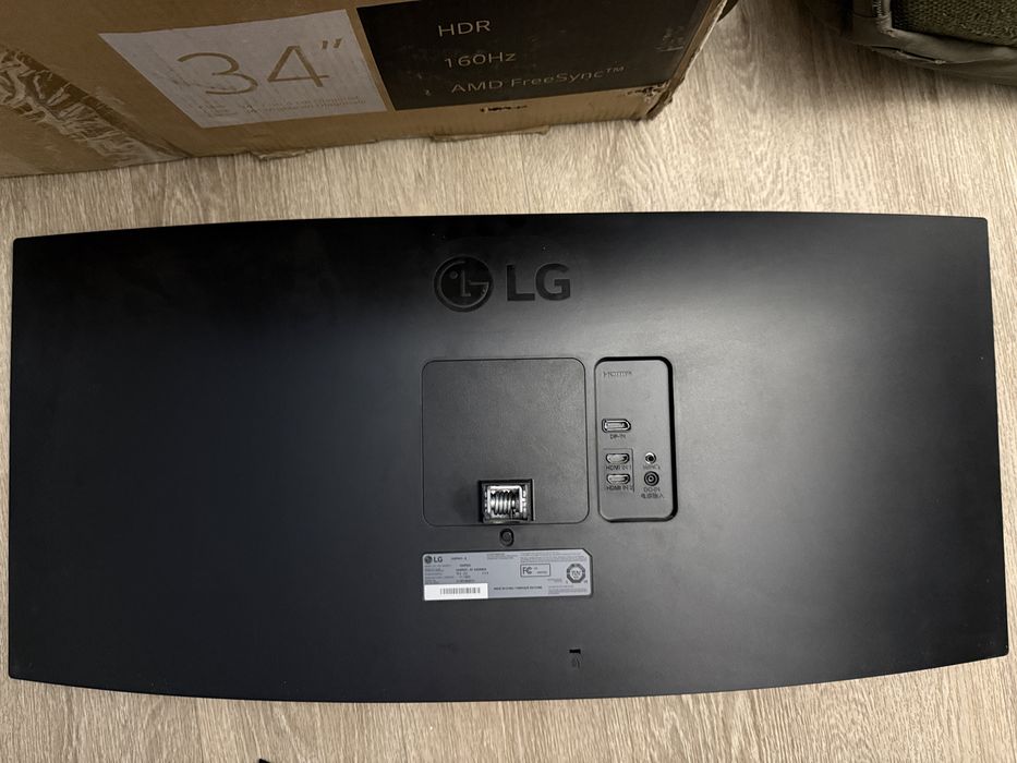 Монітор LG UltraWide 34WP60C-B