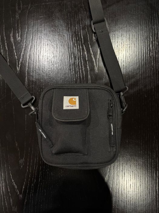 Bolsa carhartt muito nova !