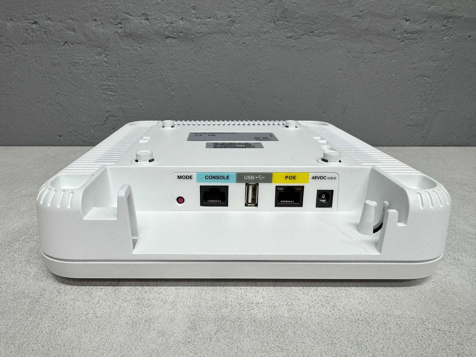 Wi-Fi точки доступа Cisco AIR-AP1832I-E-K9 количество/гарантия/безнал