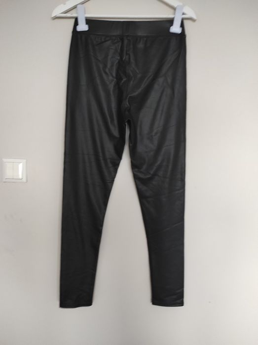 Leginsy getry eko skóra elastyczne wyższy stan r.M/L