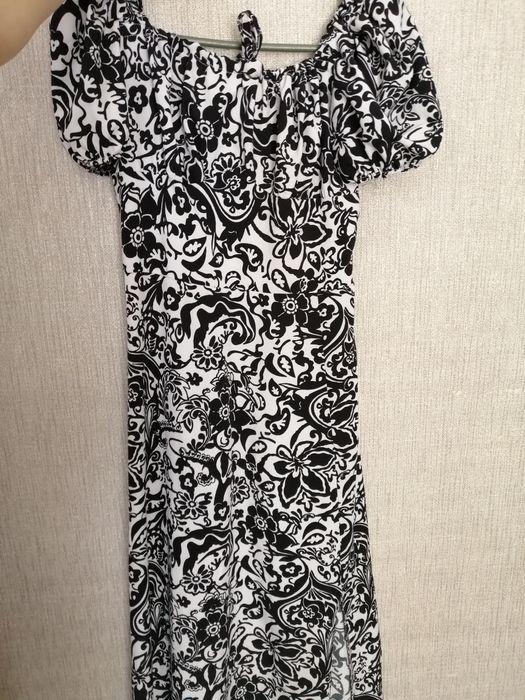 Сукня літня, розмір 42-44
