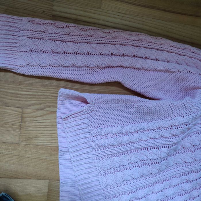 Sweterek różowy H&M