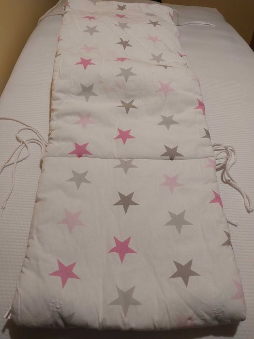 Ochraniacze do łóżeczka