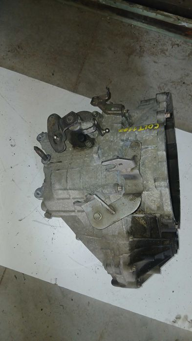 Caixa de velocidades mitsubishi colt de 2006