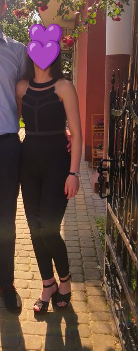 Kombinezon elegancki, dopasowany, z siateczką