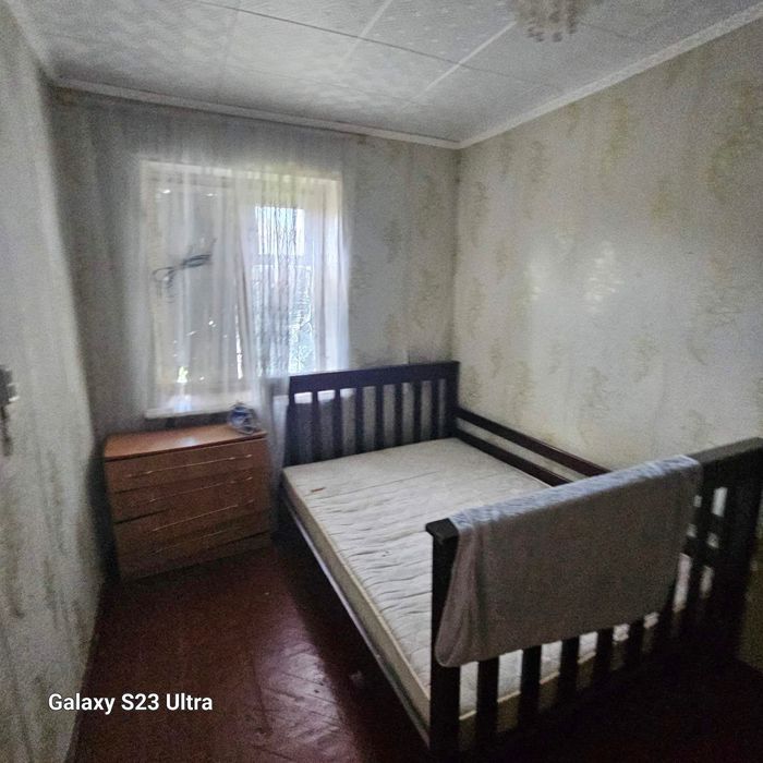 Продается трехкомнатная квартира !