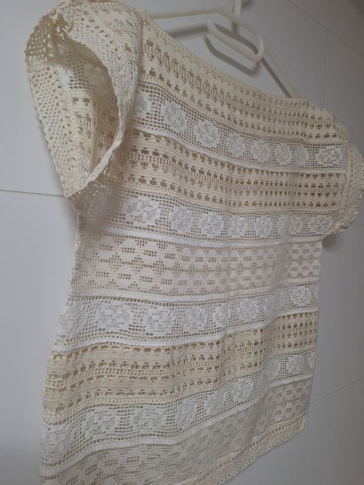 Bluzeczka uszyta z bawelnianych koronek Hand made
