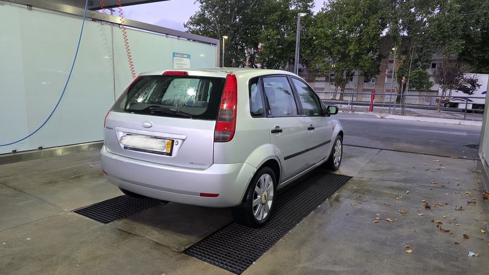 Ford Fiesta 1.25 Ghia 2003