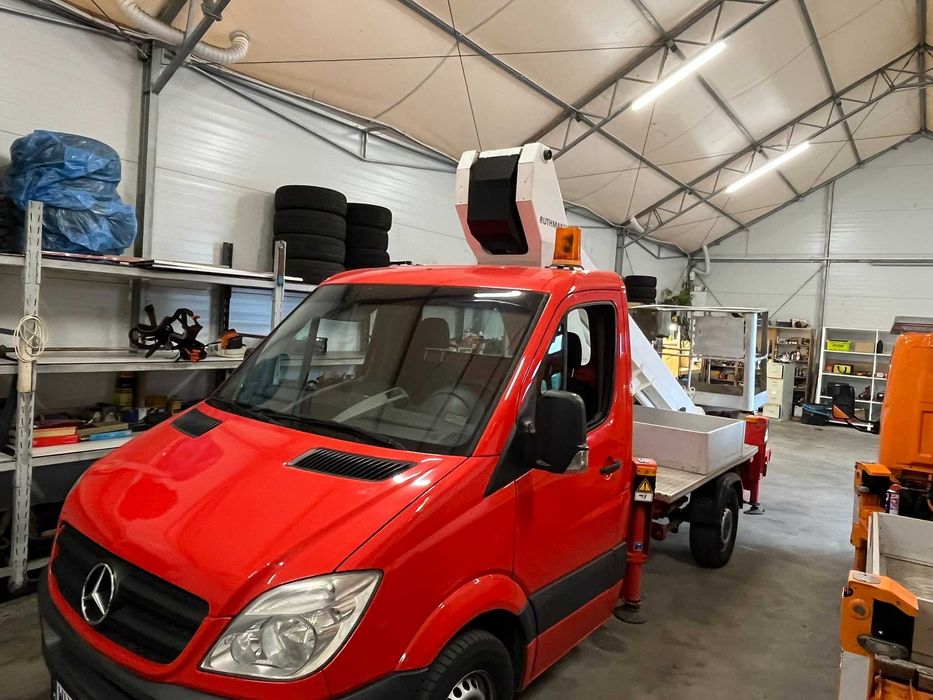 Wynajem/ Usługi/ Podnośnik koszowy/ zwyżka 22m