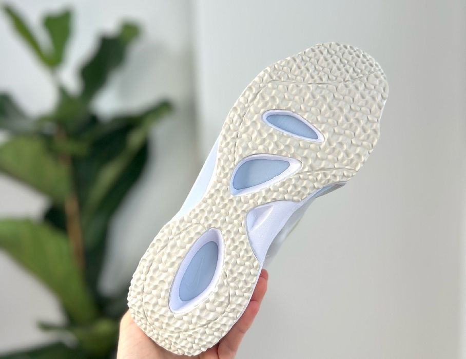 Топові кросівки Nike Spark  ( 36.5, 37.5, 38, 38.5, 39. 40, 40.5 рр.)