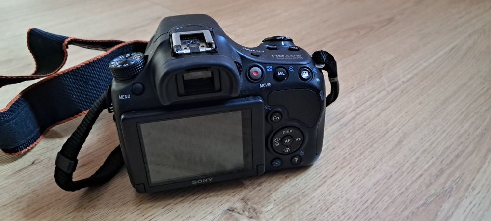 Фотоапарат Sony SLT-A58