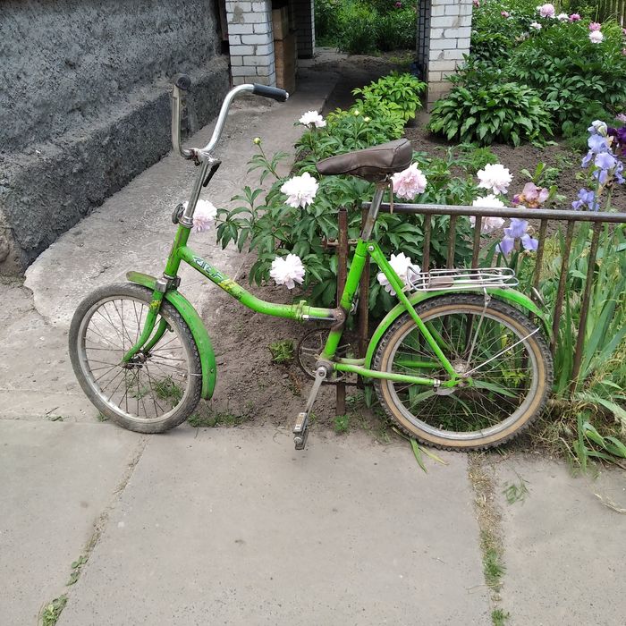 Велосыпед салют вхорошому стани