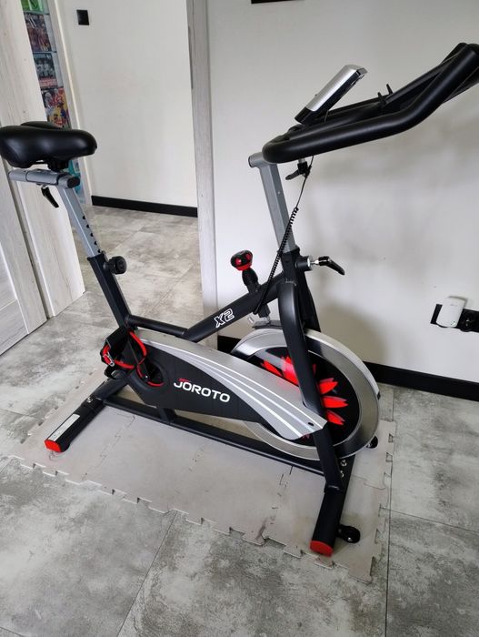 Rower spinningowy MAGNETYCZNY JOROTO X2 Exercise Bike 100 koło zamachowe 16kgLevels Magnetic