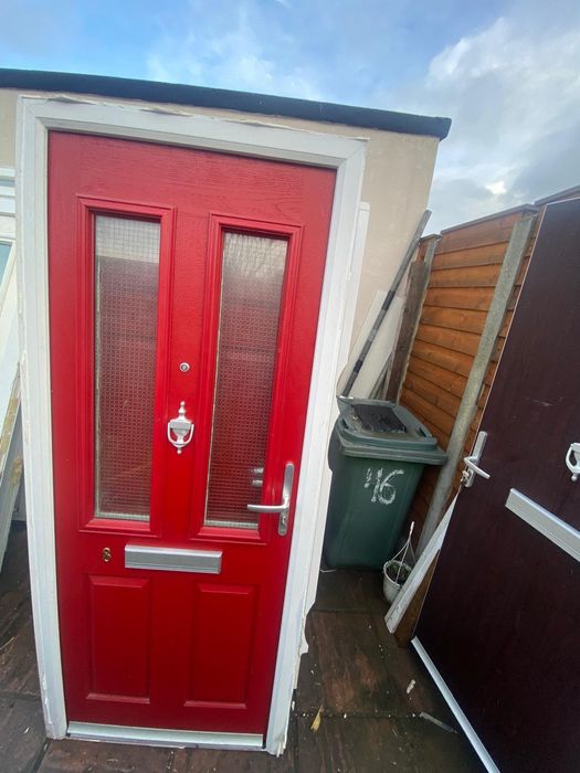 Drzwi zewnetrzne używane