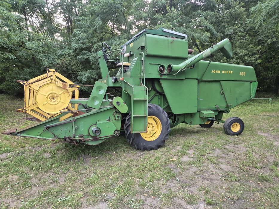 Kombajn zbozowy  John  Deere 430